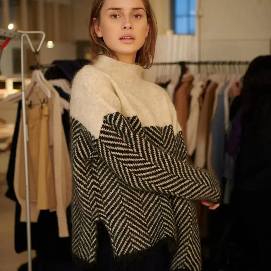 Adelie | Premium Sweater