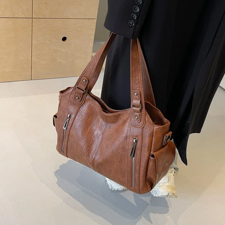 Isabella | Dakota Shoulder Bag