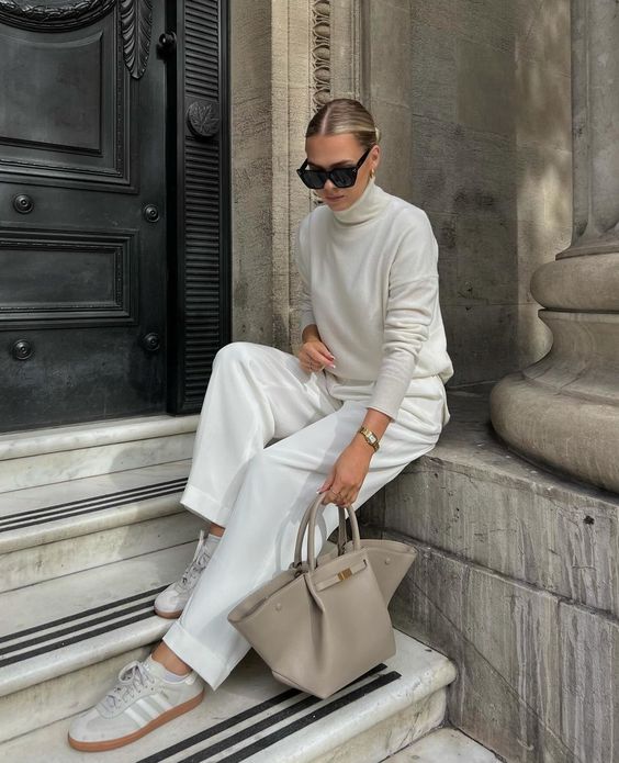 Isabelle | Elegant Shoulder Bag