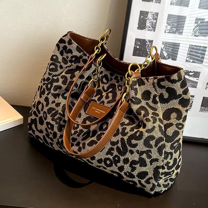 Mila | Leopard Tote Bag