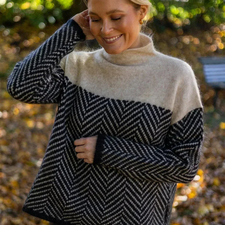 Adelie | Premium Sweater